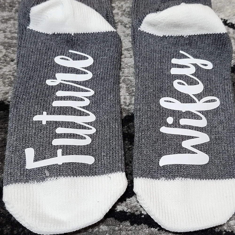 FUTURE WIFEY & FUTURE HUBBY ONE-SIZE GRAY & WHITE NOVELTY CREWSOCKS